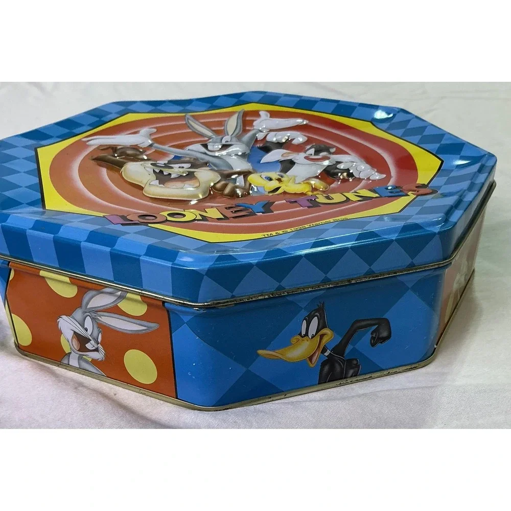 Vintage 1998 Looney Tunes Octagon Cookie Tin Bugs Bunny Tweety Taz Sylvester